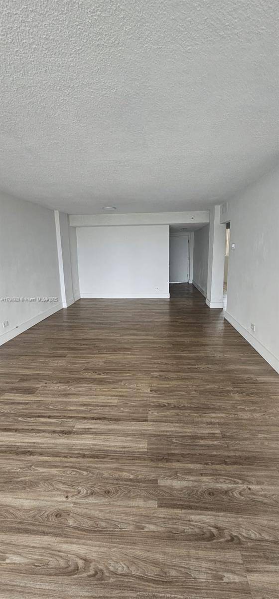 North Miami Beach, FL 33160,Address not disclosed