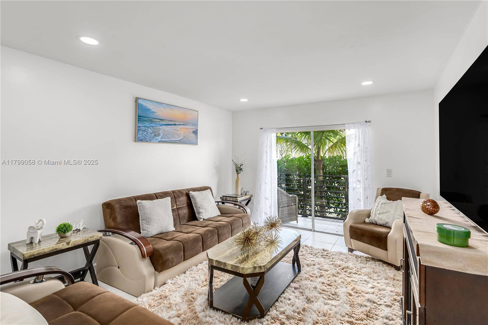 Miami Beach, FL 33139,1840 Jefferson Ave #103