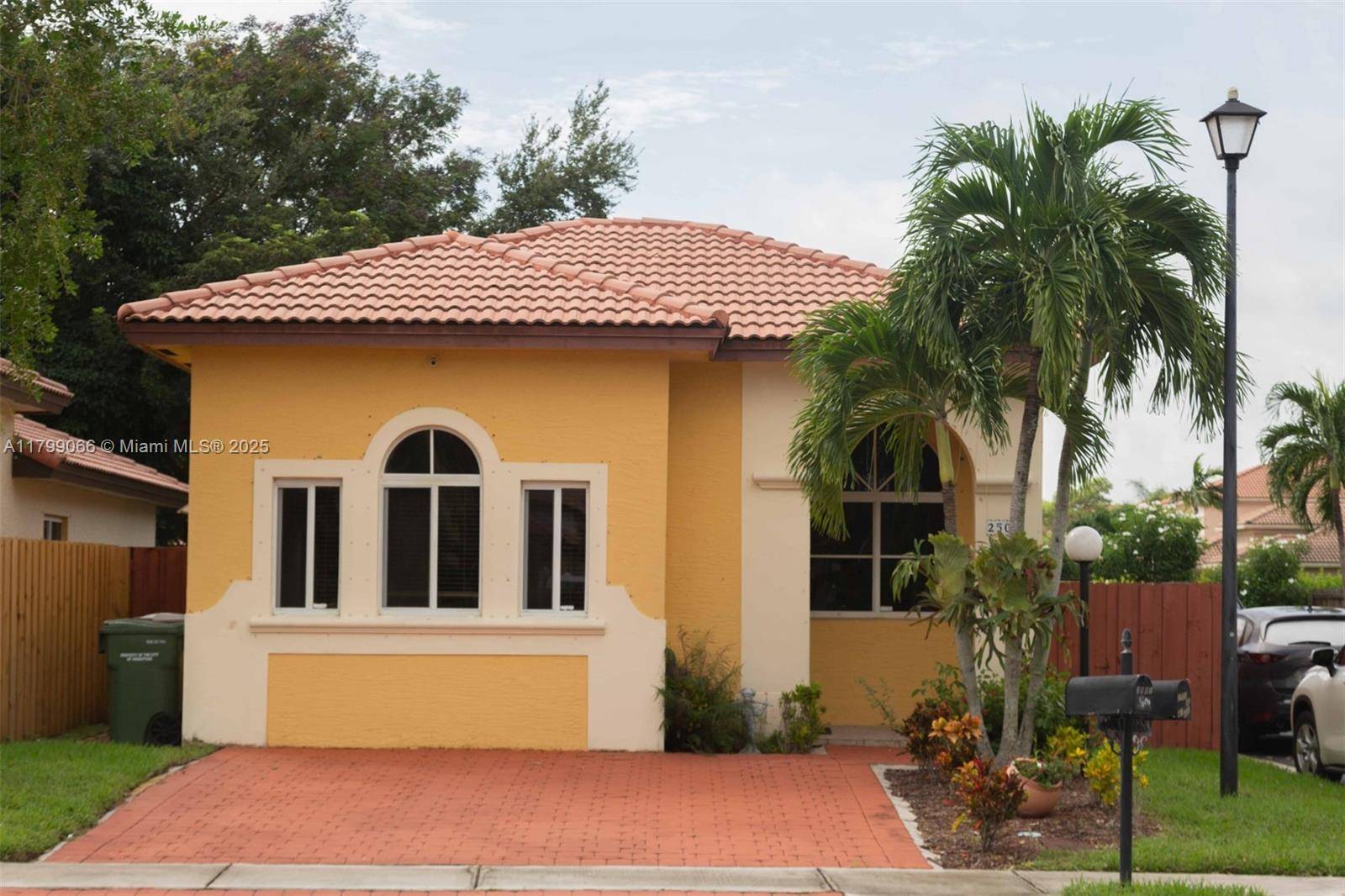 Homestead, FL 33033,2501 NE 41st Ter