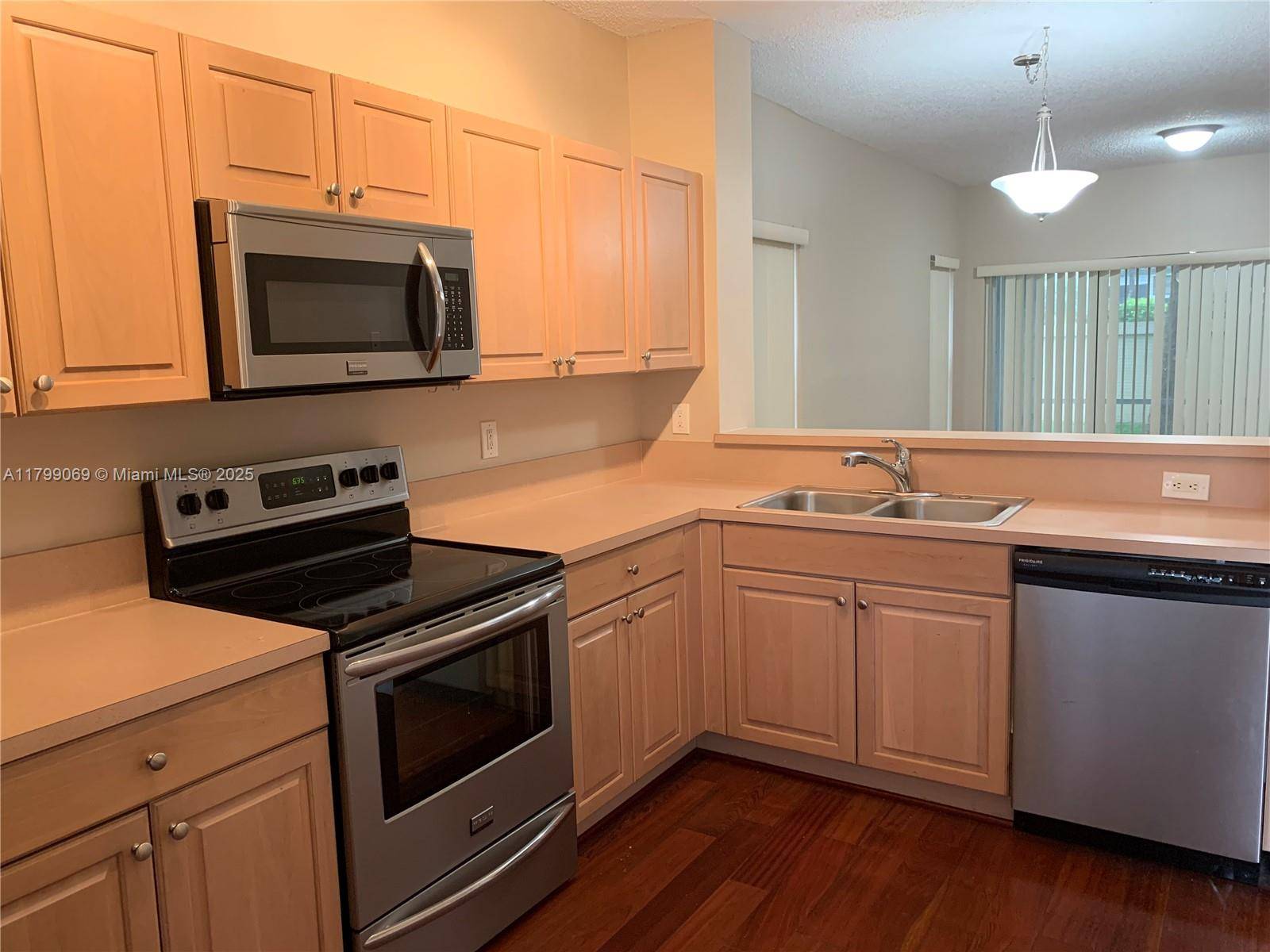 Pembroke Pines, FL 33025,12210 SW 8th Ct