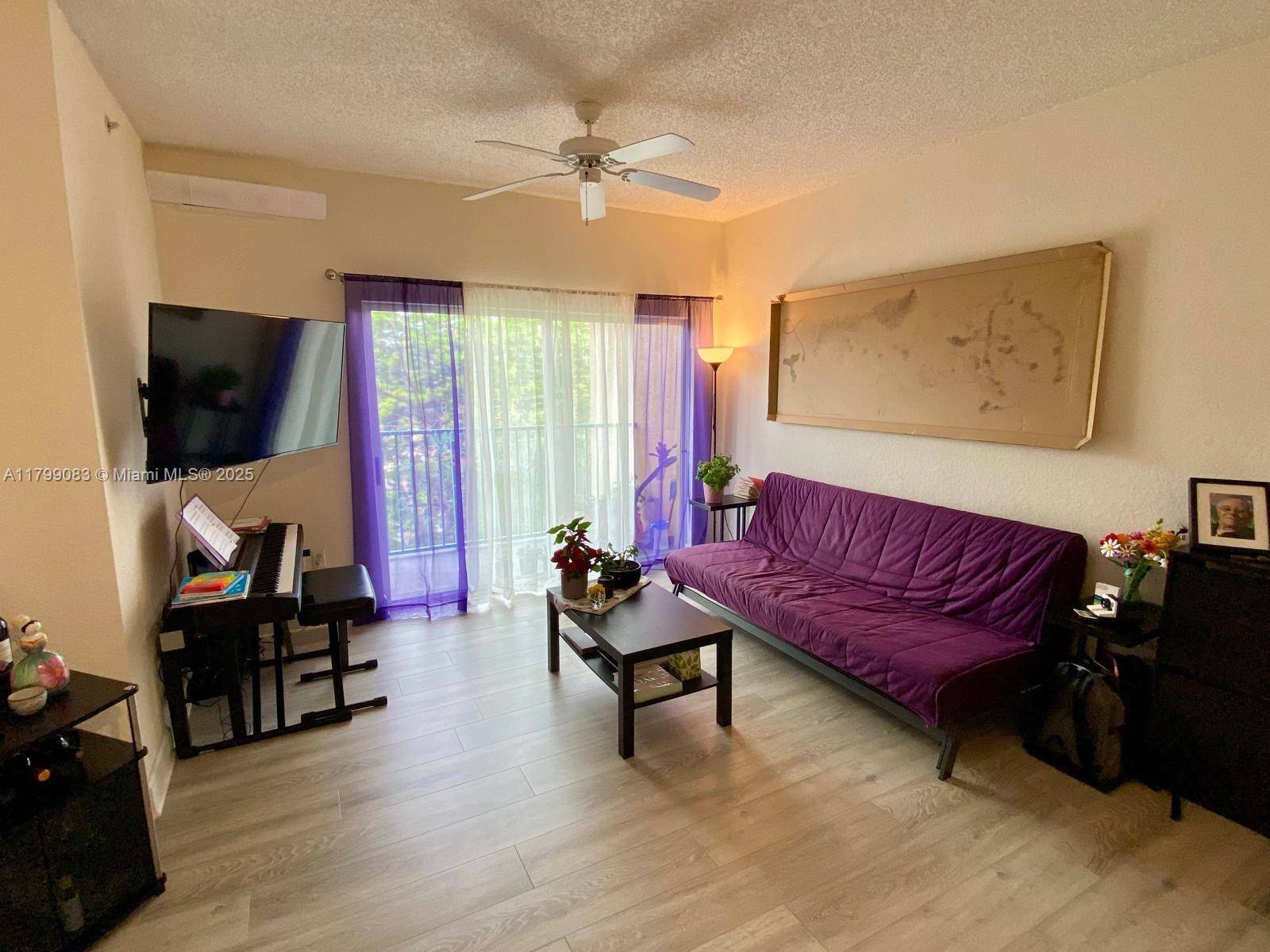 South Miami, FL 33143,6001 SW 70th St #437
