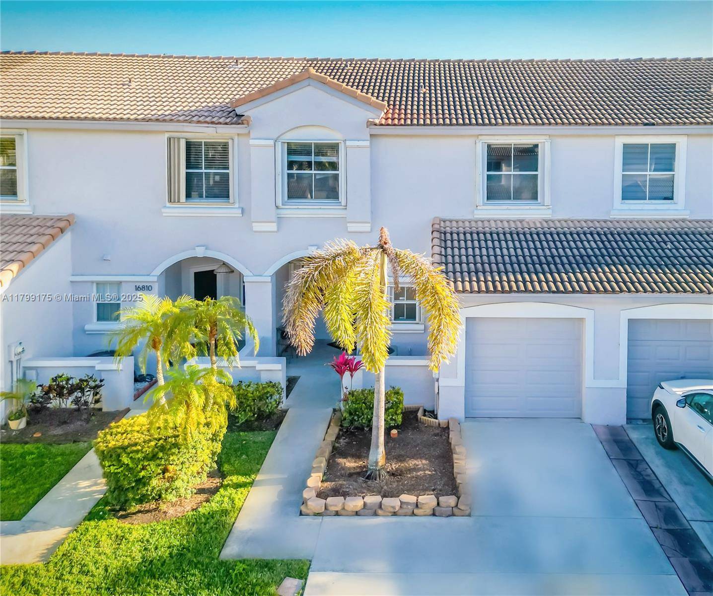Pembroke Pines, FL 33027,16818 SW 1 Manor