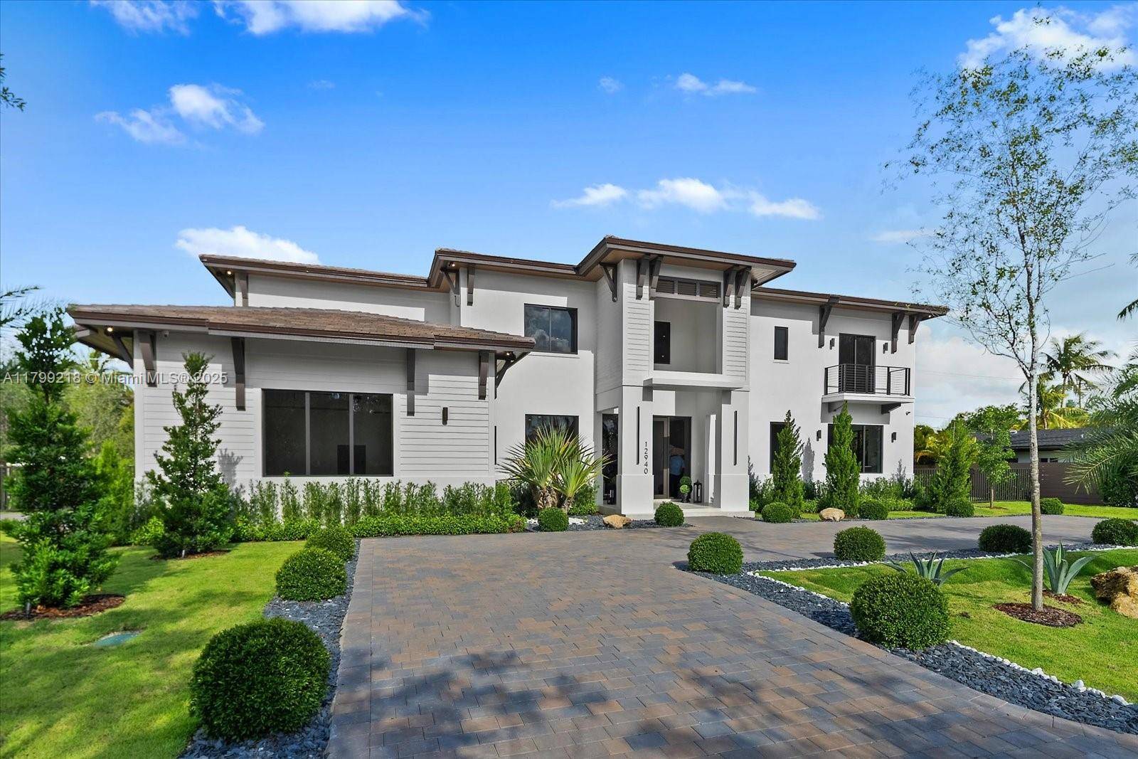 Pinecrest, FL 33156,12940 SW 82nd Pl