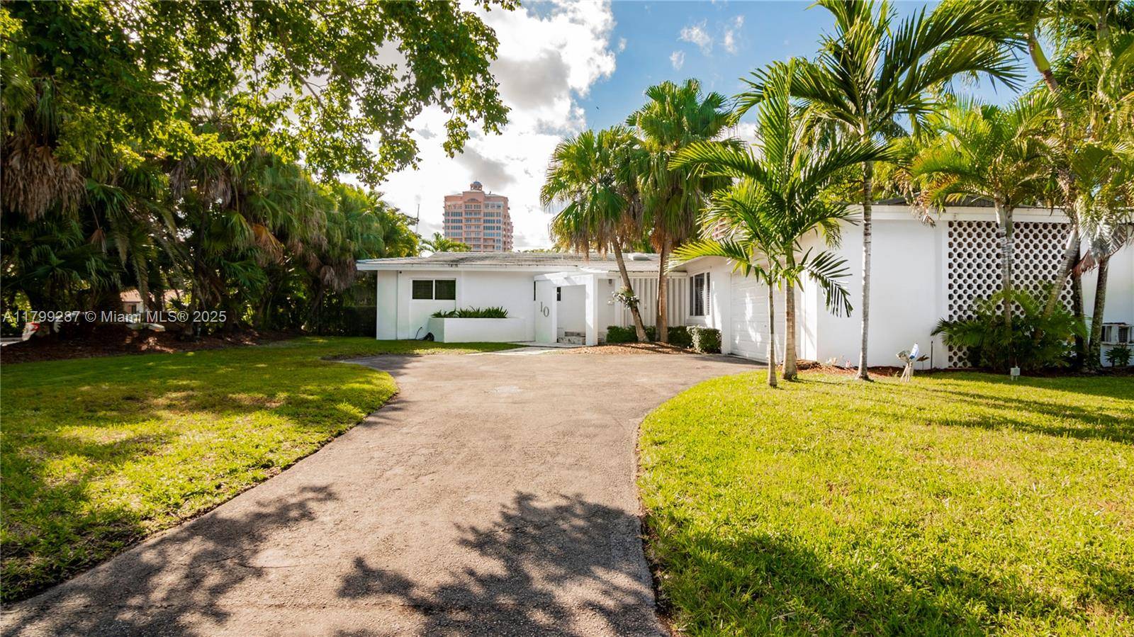 Coral Gables, FL 33133,10 Prospect Dr