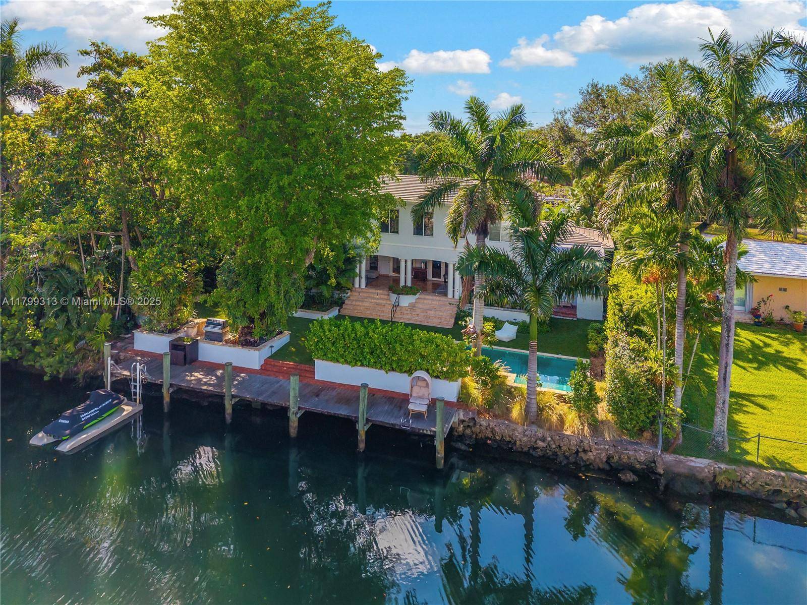 Coral Gables, FL 33146,725 Vilabella Ave