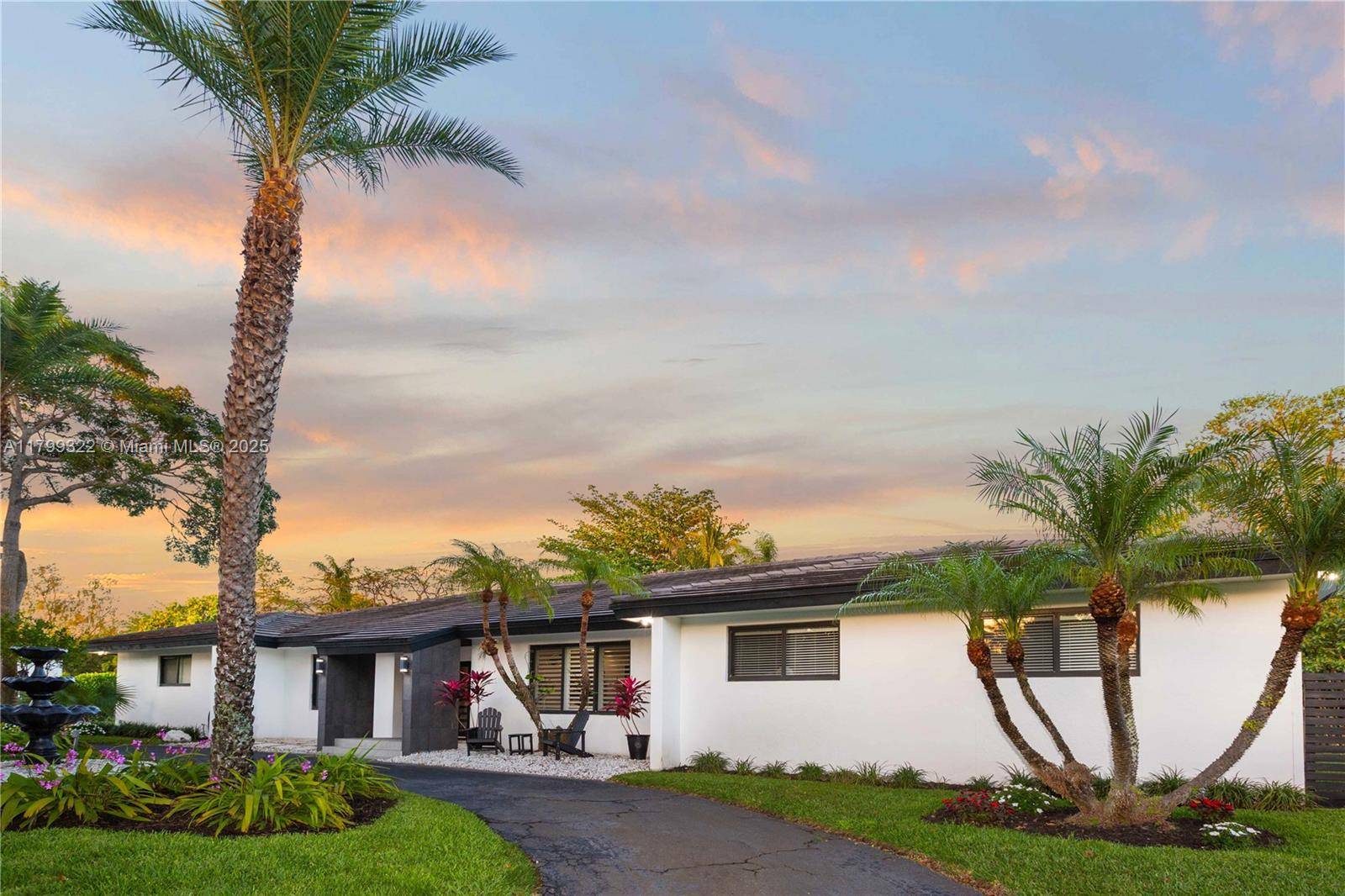 Pinecrest, FL 33156,13505 SW 83rd Ct