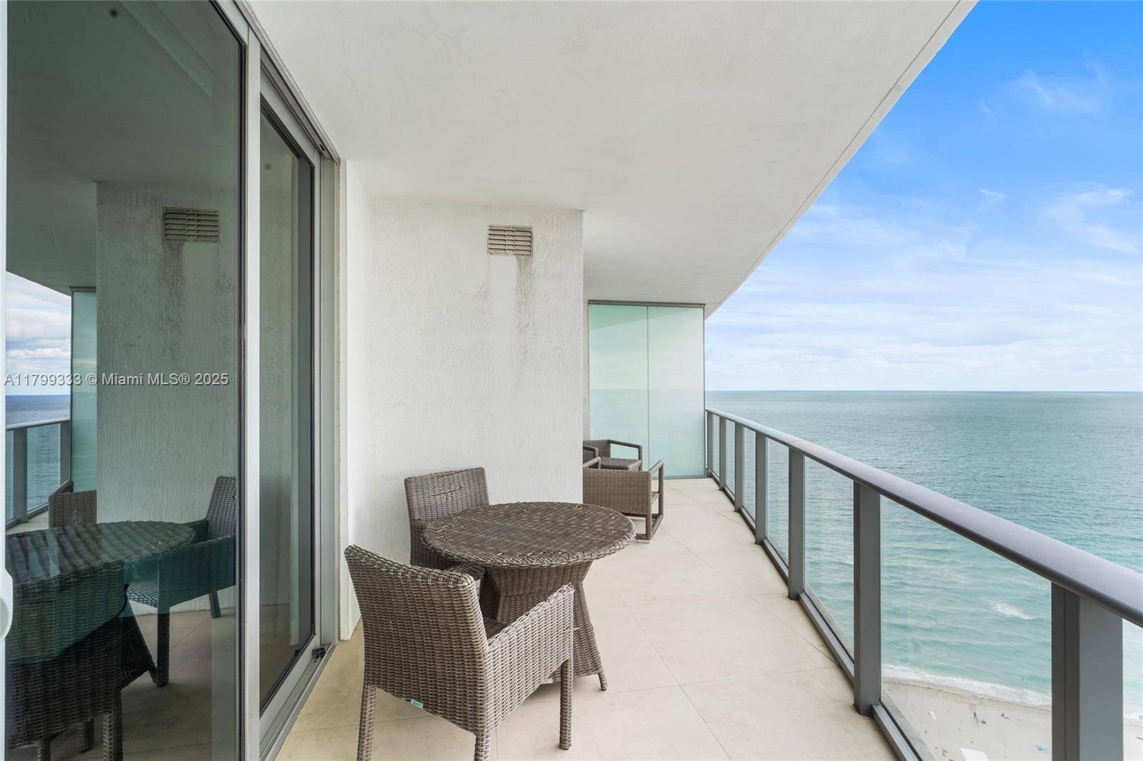 Hollywood, FL 33019,4111 S Ocean Dr #2307