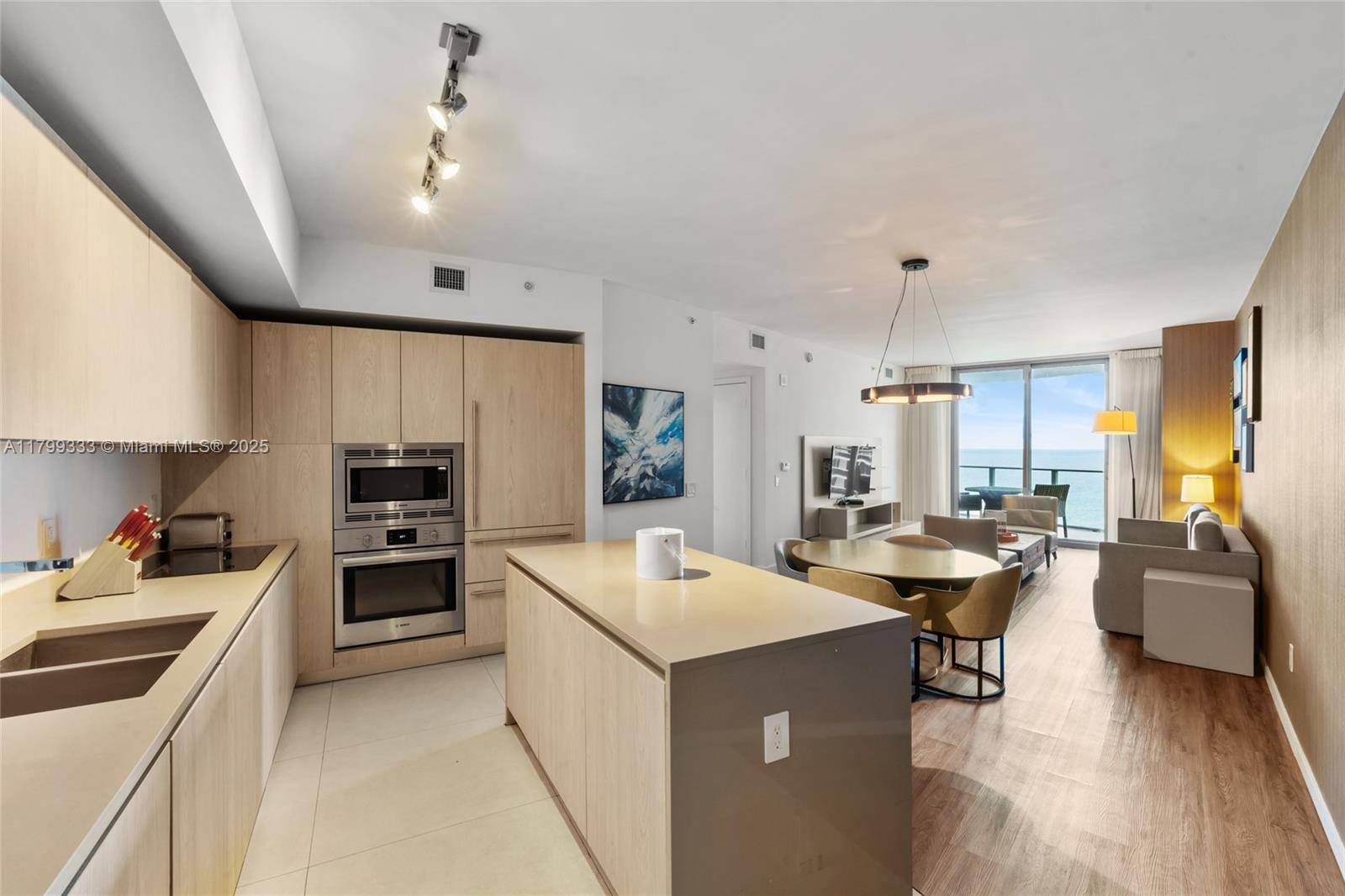 Hollywood, FL 33019,4111 S Ocean Dr #2307
