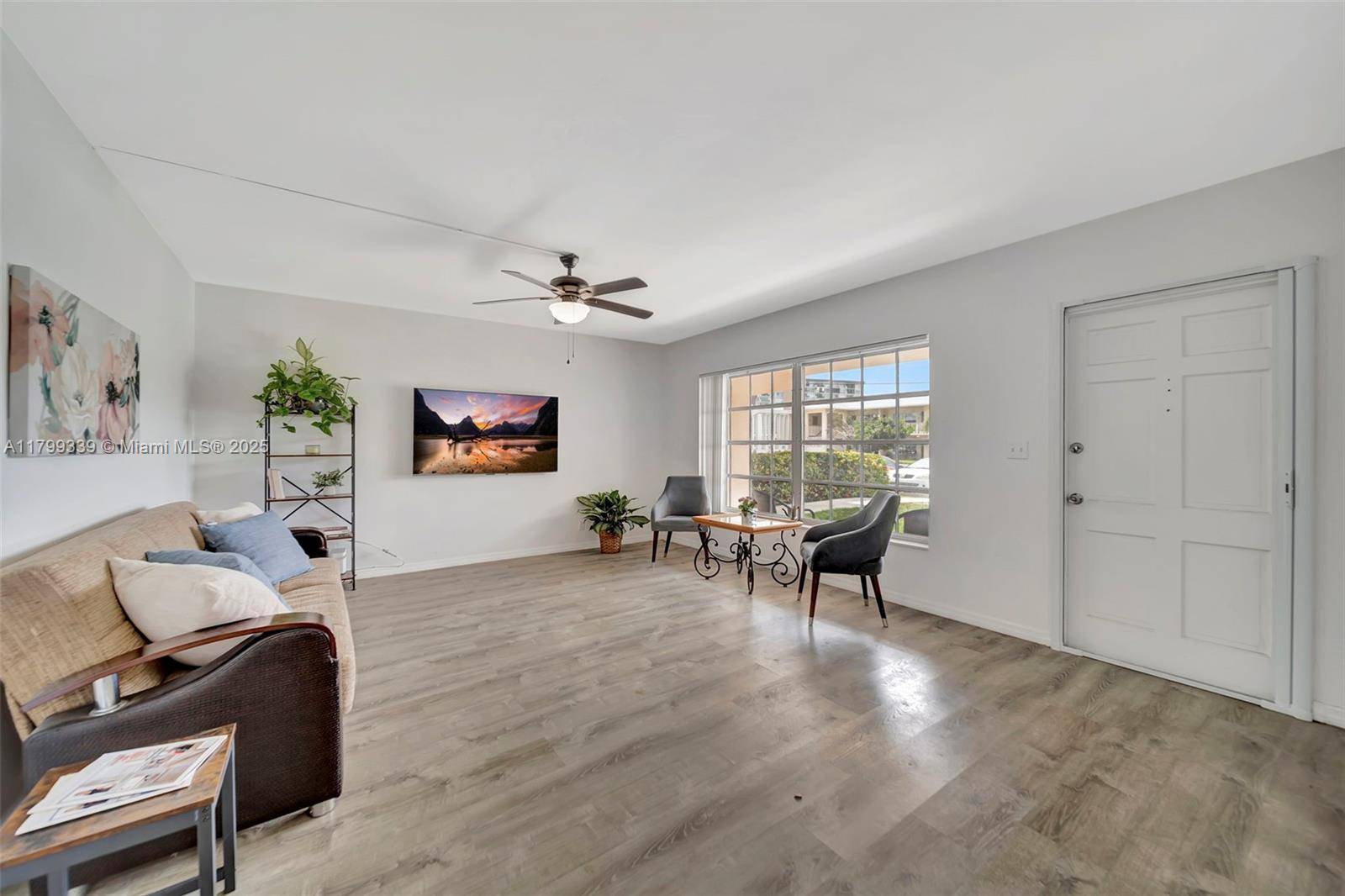 Pompano Beach, FL 33060,711 SE 7th Ave #3