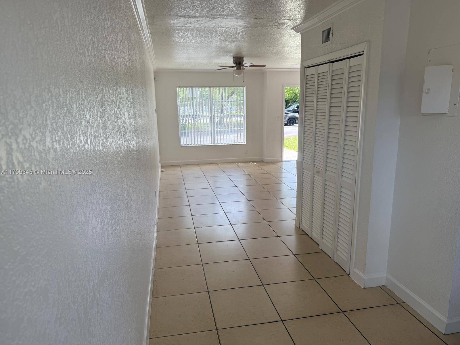 Plantation, FL 33317,4701 NW 9th Dr #4701