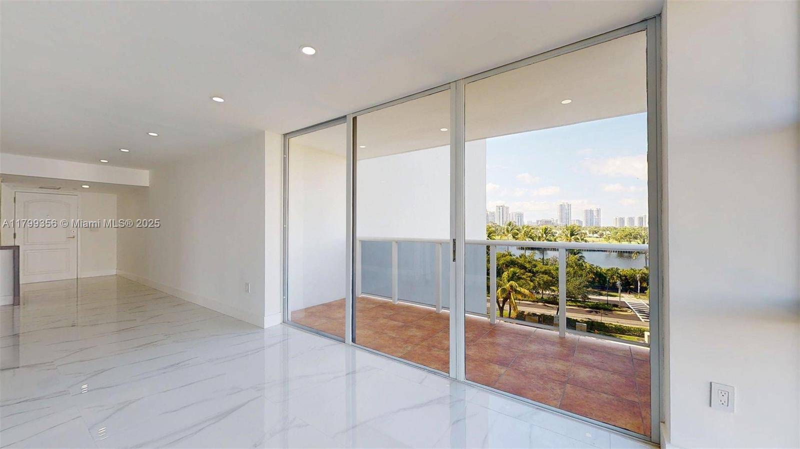 Aventura, FL 33180,3625 N Country Club Dr #609