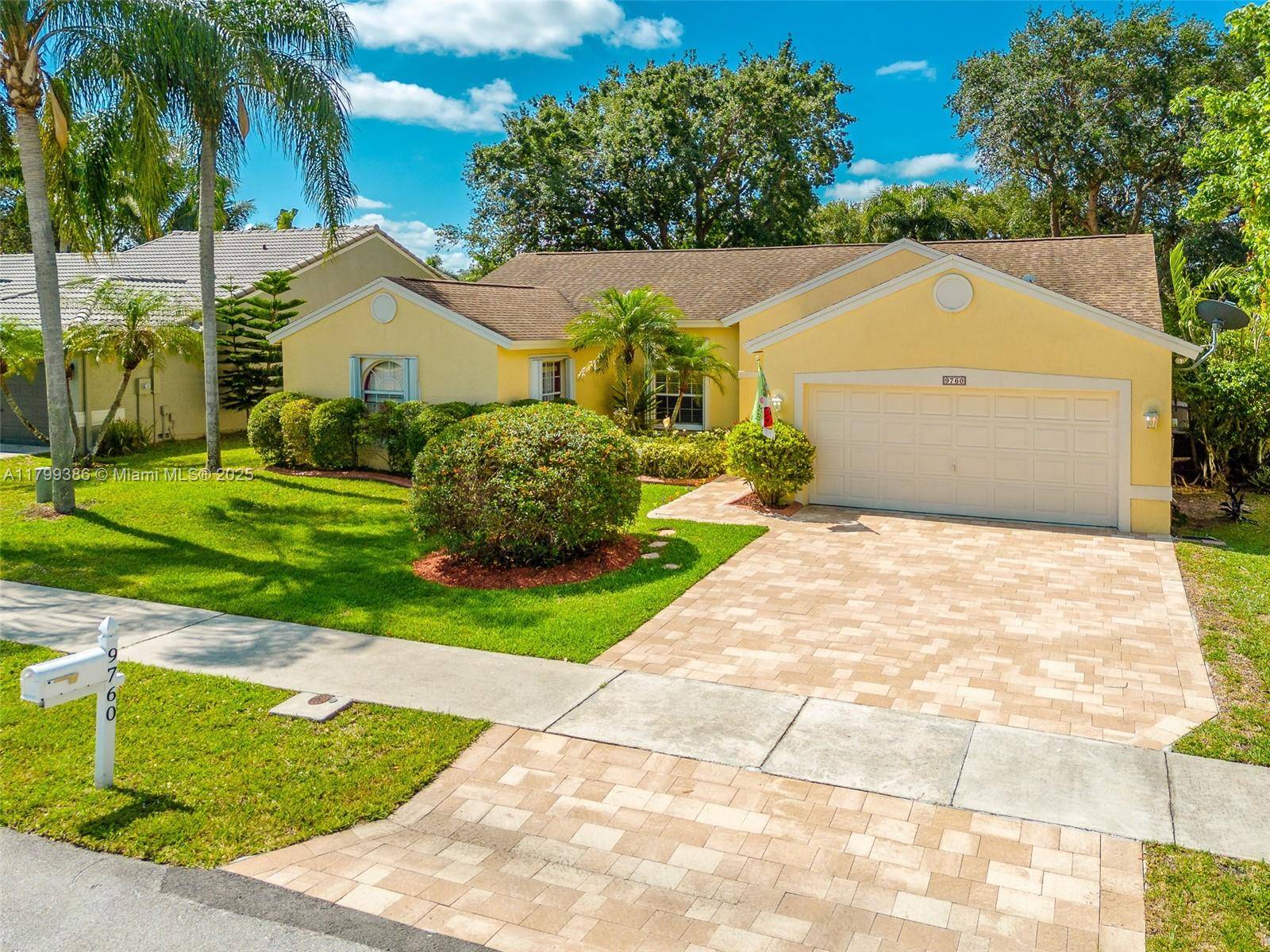 Davie, FL 33324,9760 SW 15th Dr