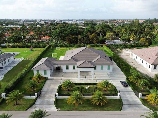 Hialeah Gardens, FL 33018,9781 NW 131st St