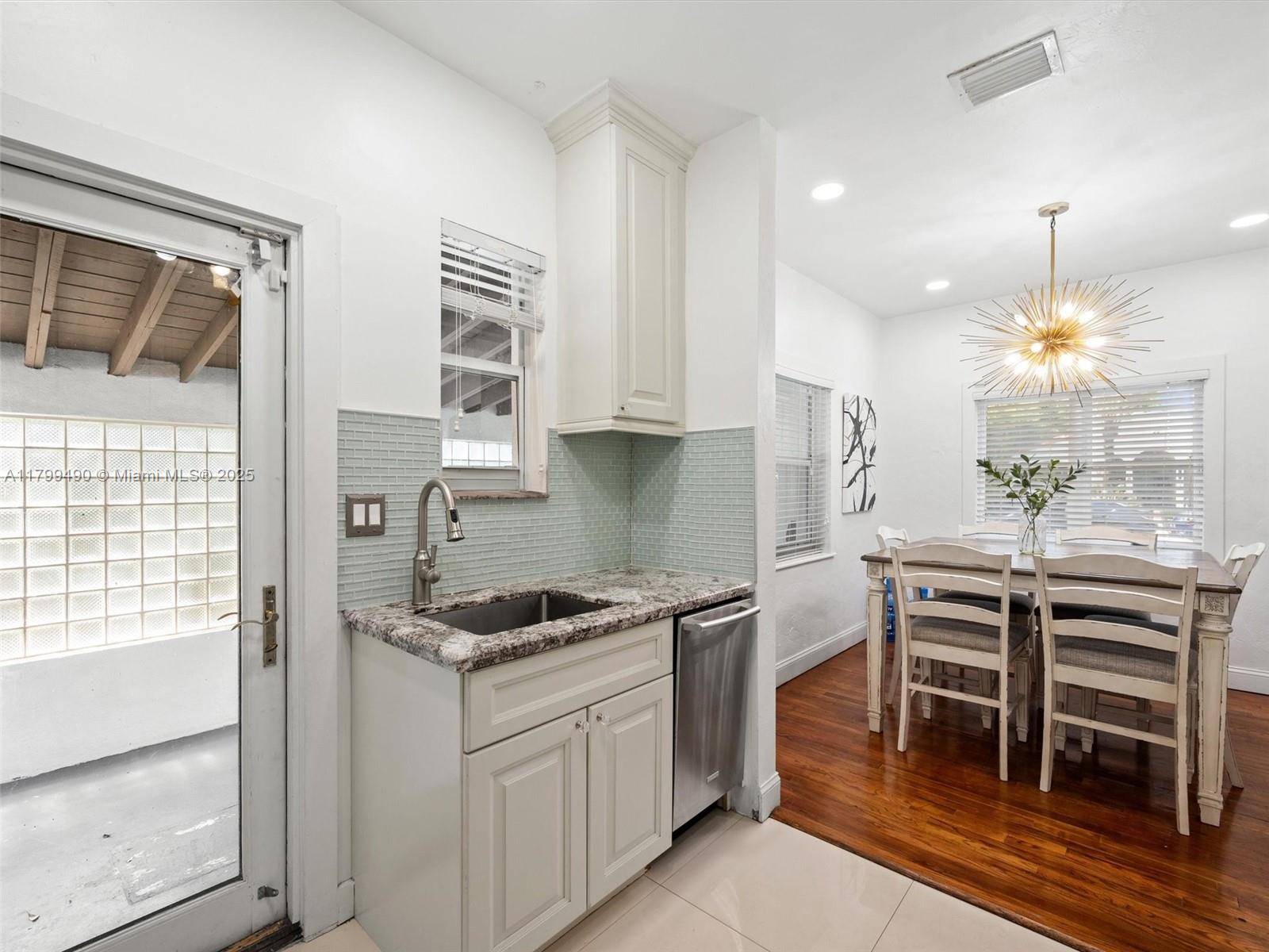 Coral Gables, FL 33134,314 Romano Ave #none