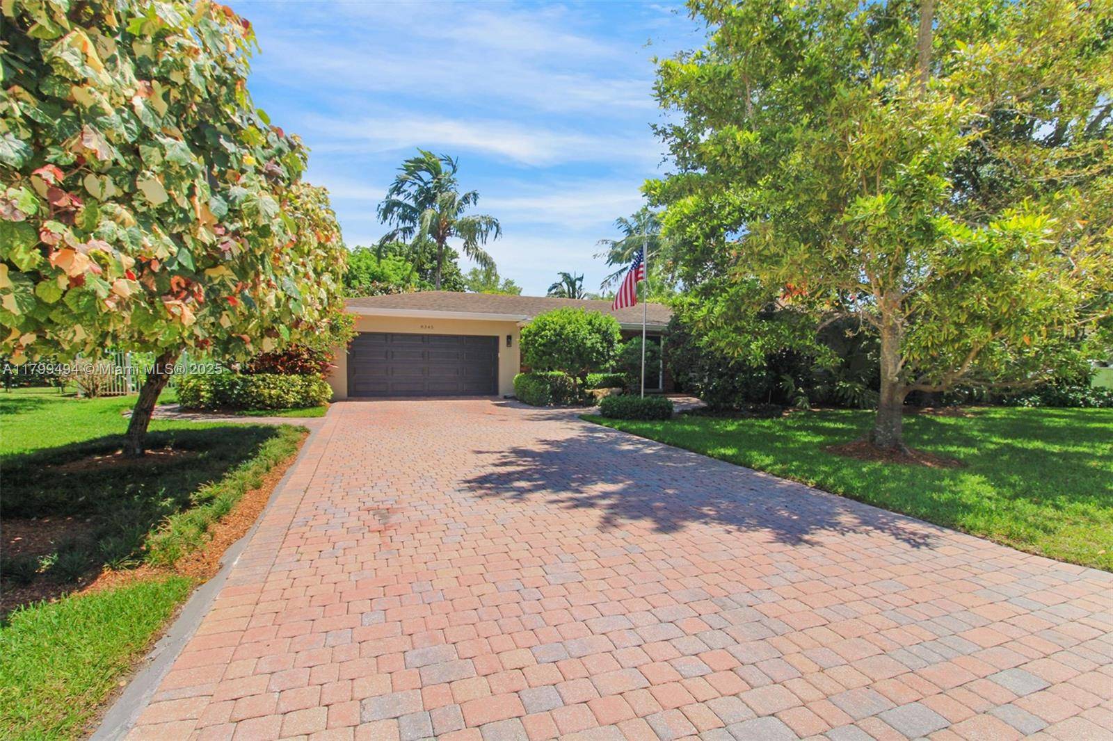 Palmetto Bay, FL 33158,8345 SW 143rd St