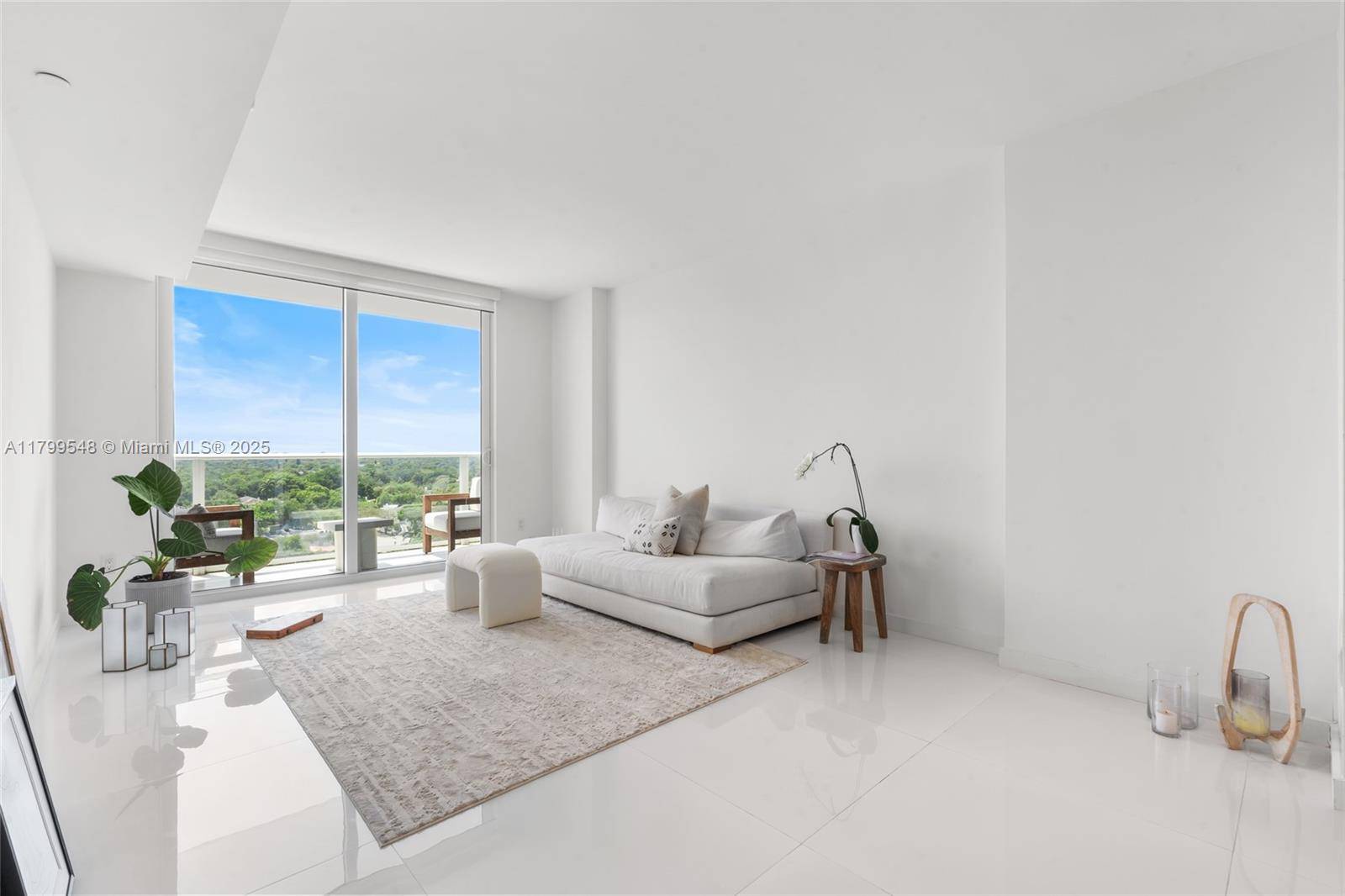 Miami, FL 33137,4250 Biscayne Blvd #1112