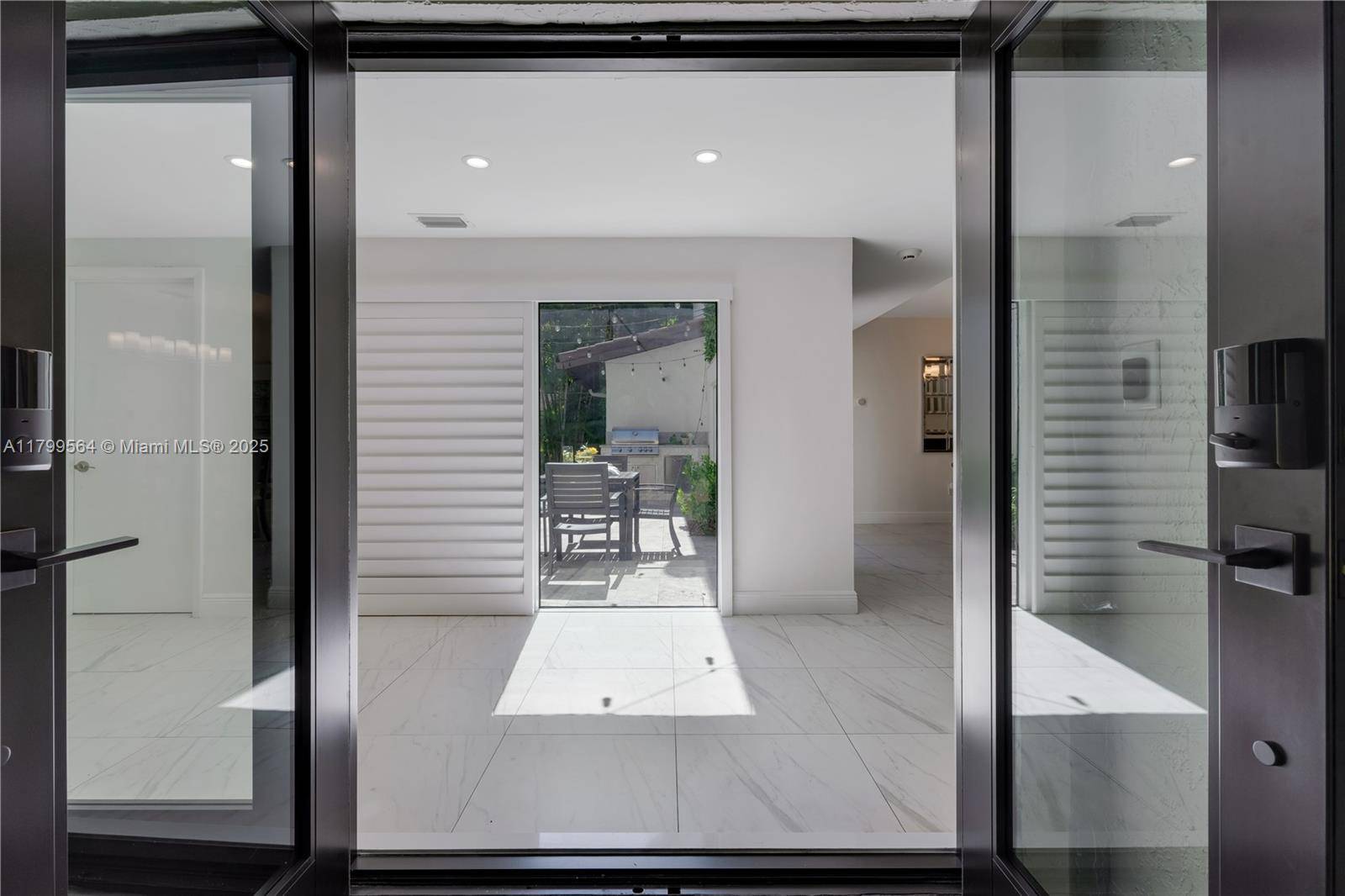 Coral Gables, FL 33146,4830 San Amaro Dr