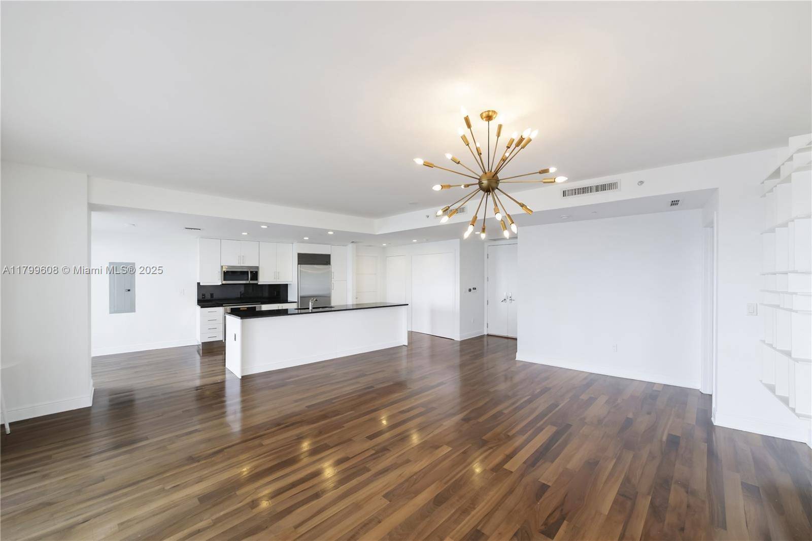 Miami, FL 33131,901 Brickell Key Blvd #607