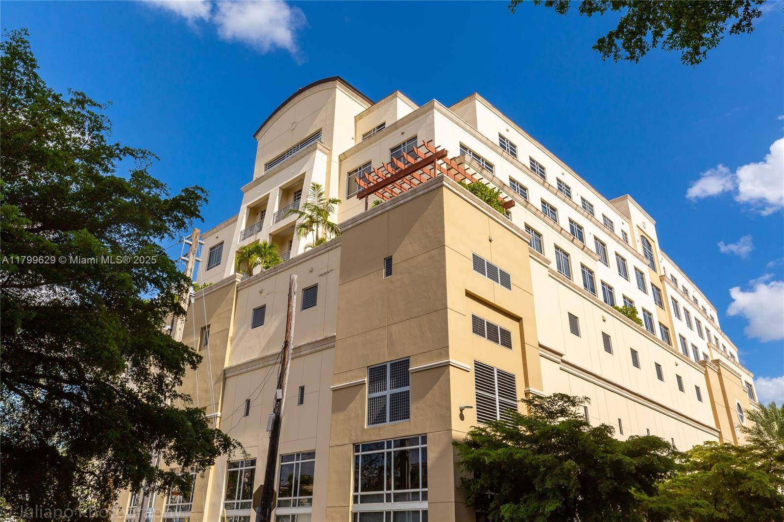 Coral Gables, FL 33146,135 San Lorenzo Ave #130