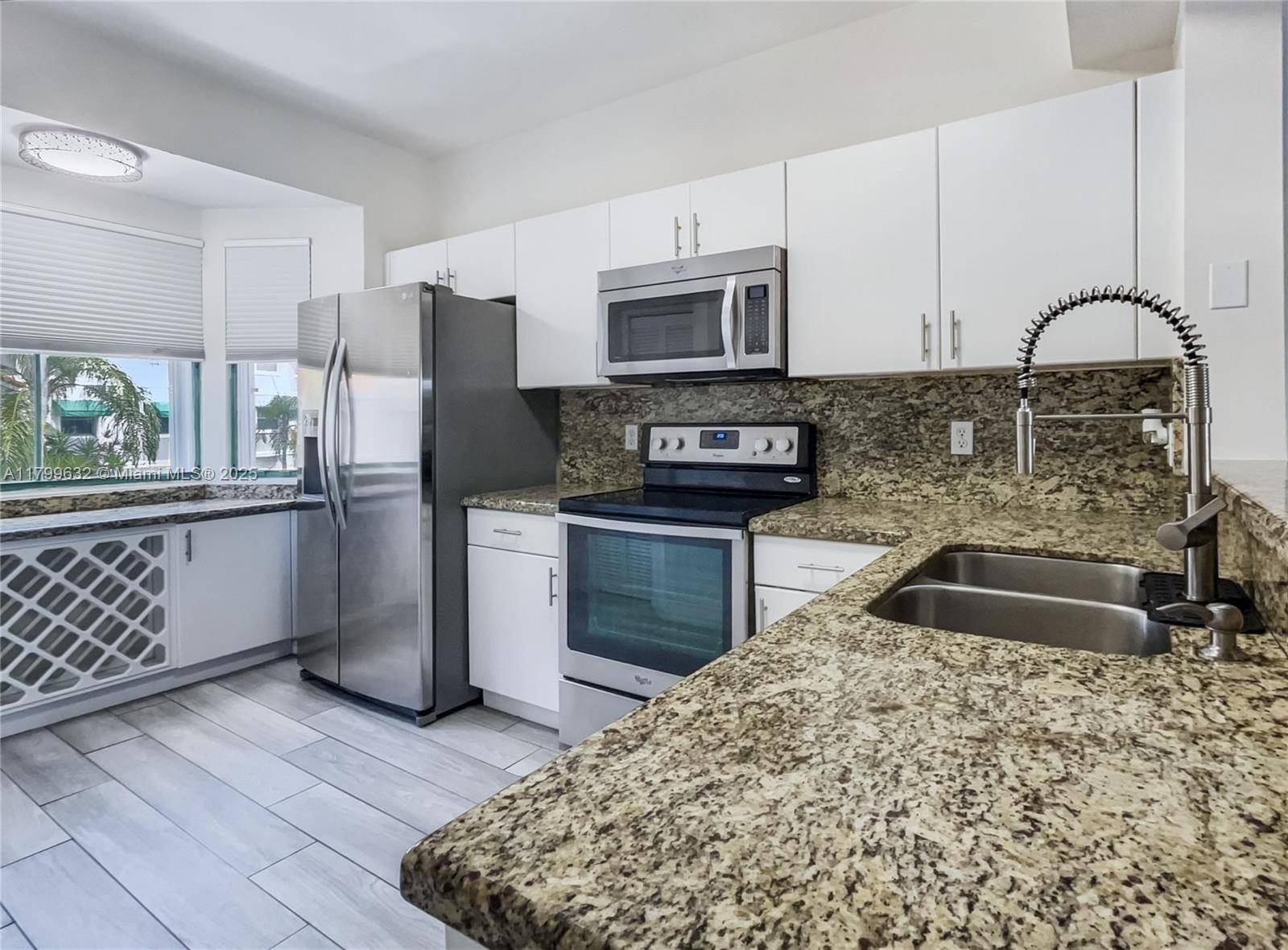 Sunrise, FL 33323,1409 NW 126th Way