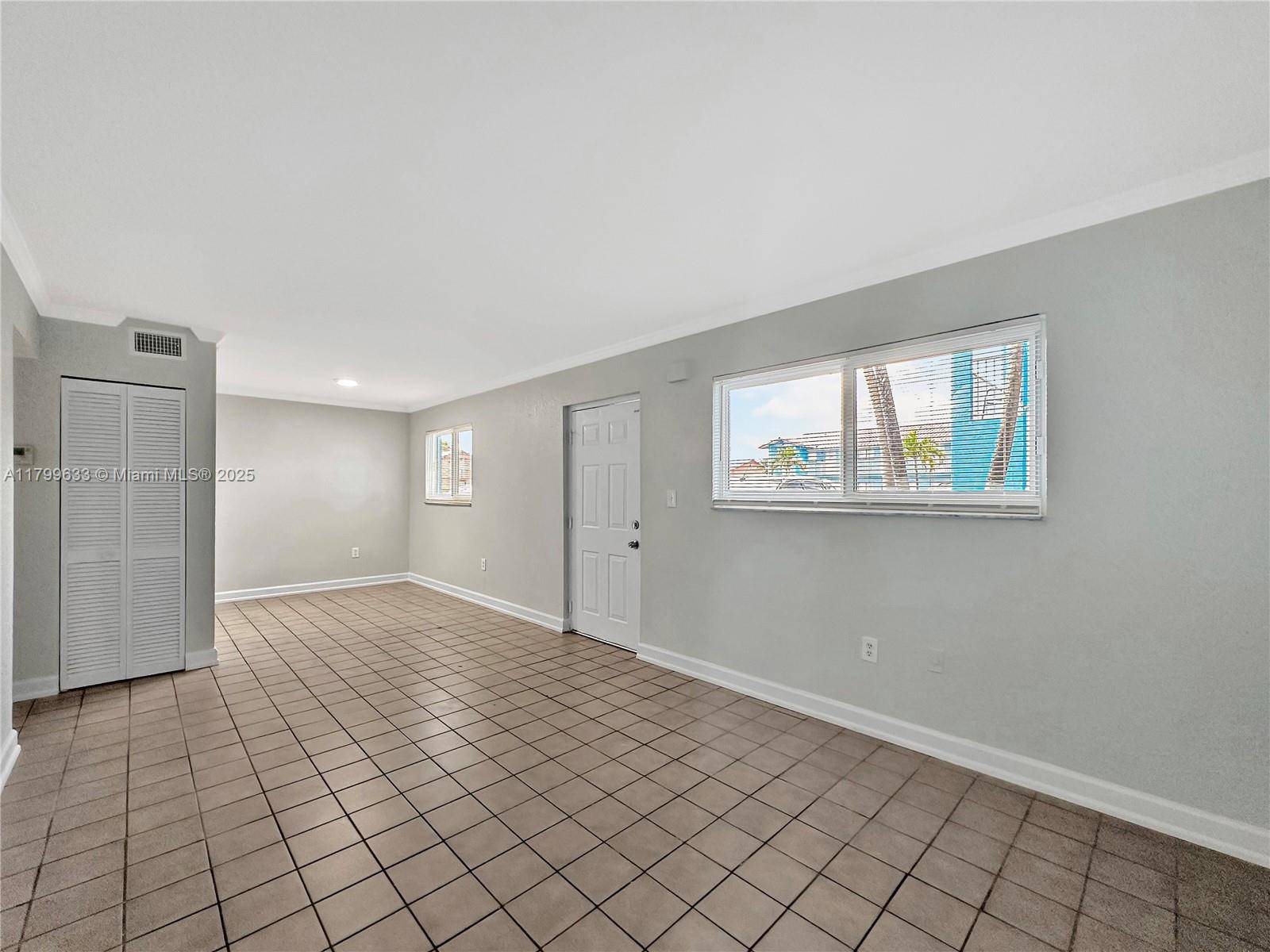 Hialeah, FL 33016,5732 W 26th Ave #5732