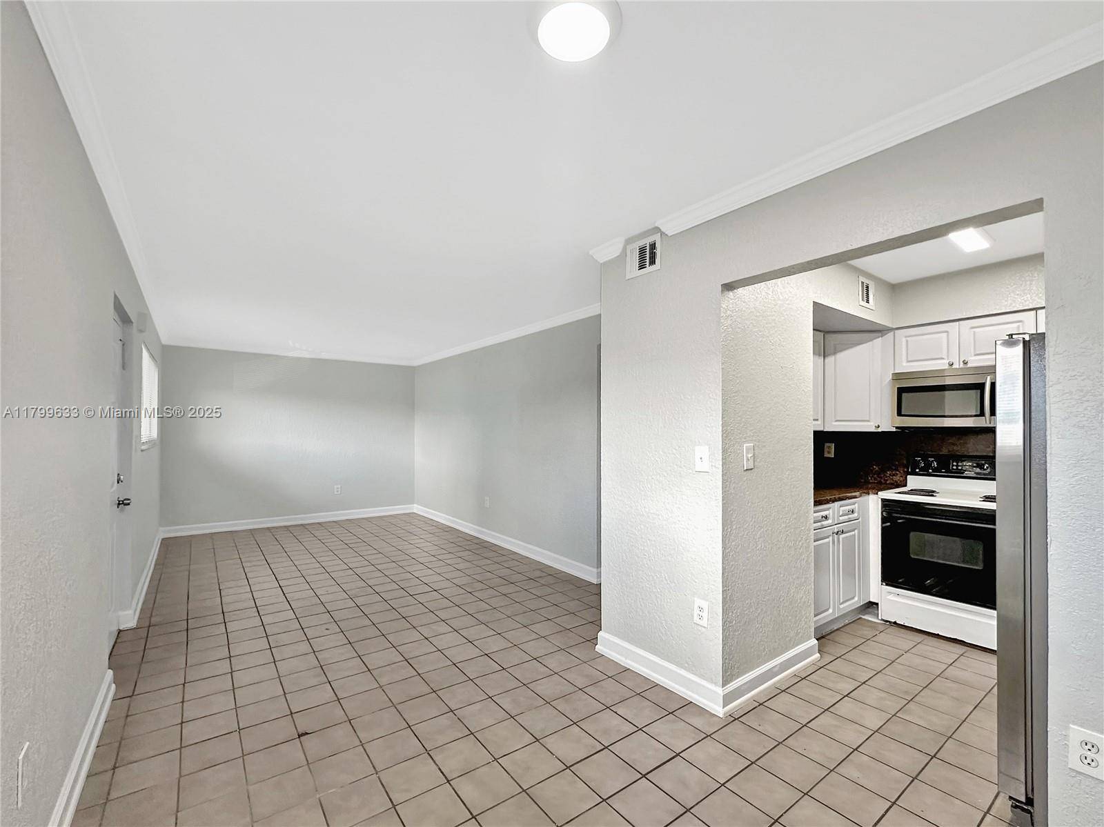 Hialeah, FL 33016,5732 W 26th Ave #5732