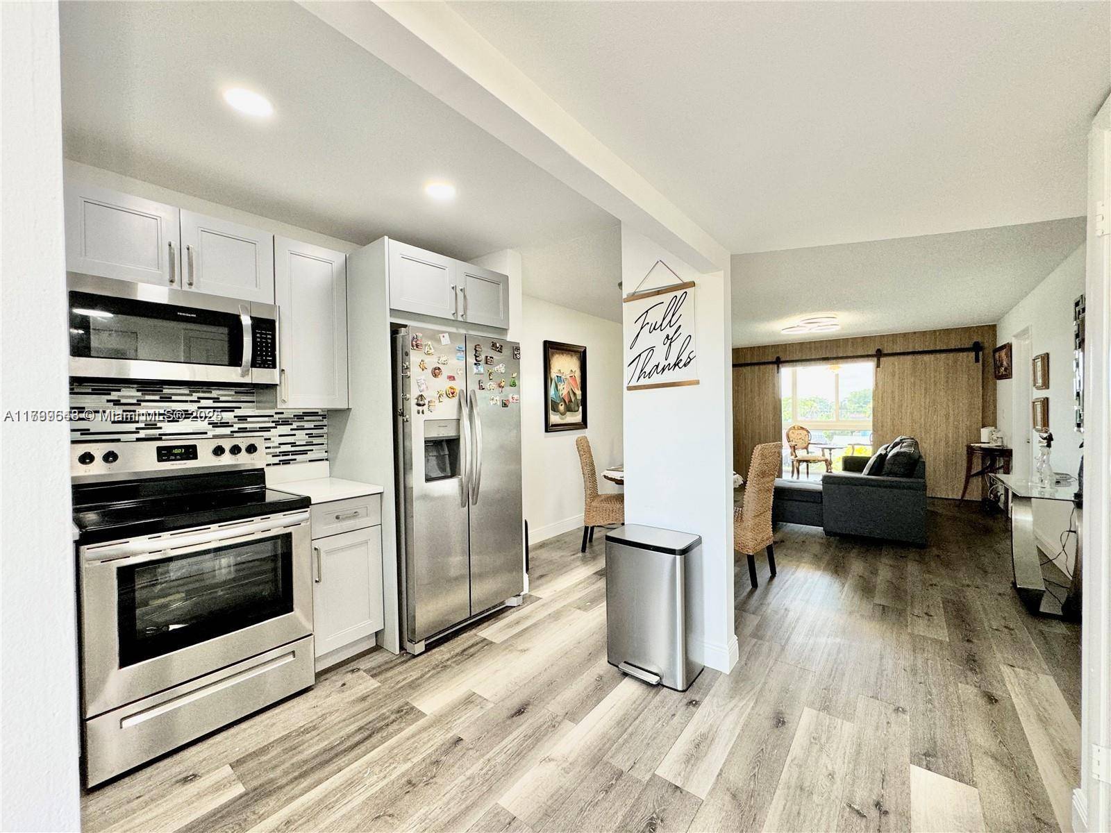 Sunrise, FL 33322,8305 Sunrise Lakes Blvd #302