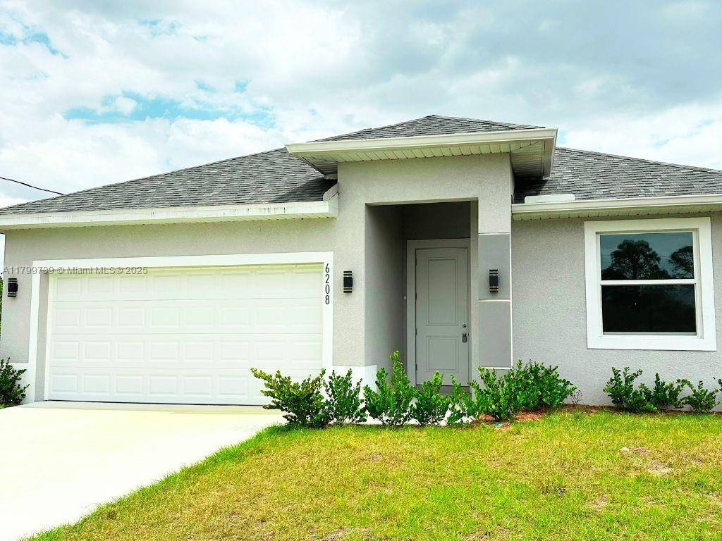 La Belle, FL 33935,6208 forest ct