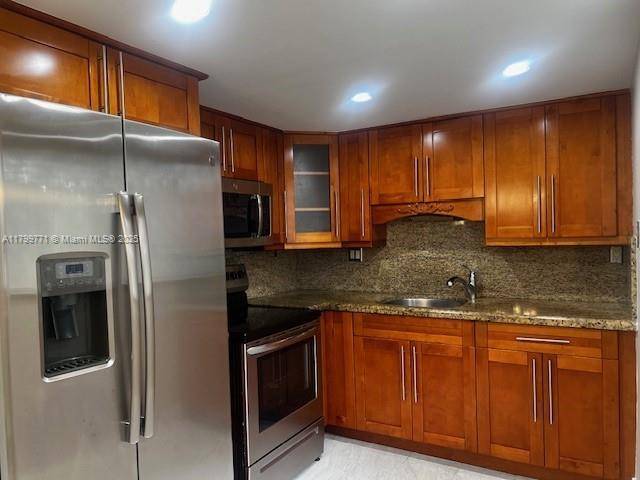 Tamarac, FL 33321,9920 NW 68th Pl #103