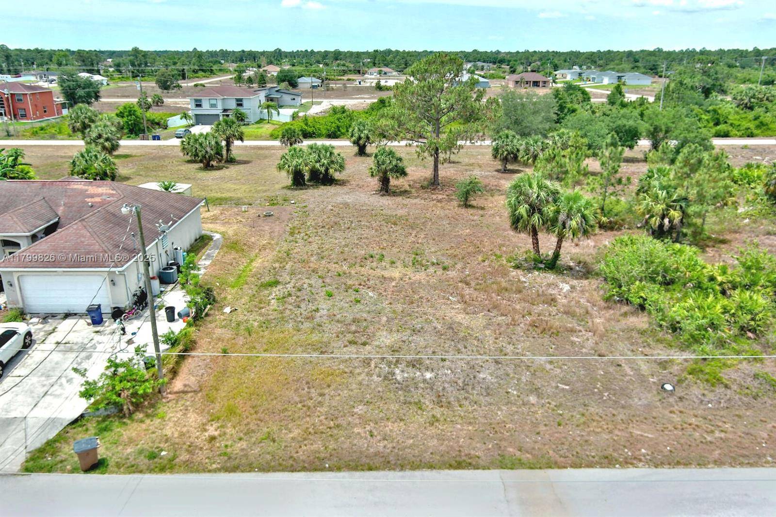 Lehigh Acres, FL 33974,914 S Mercury Ave
