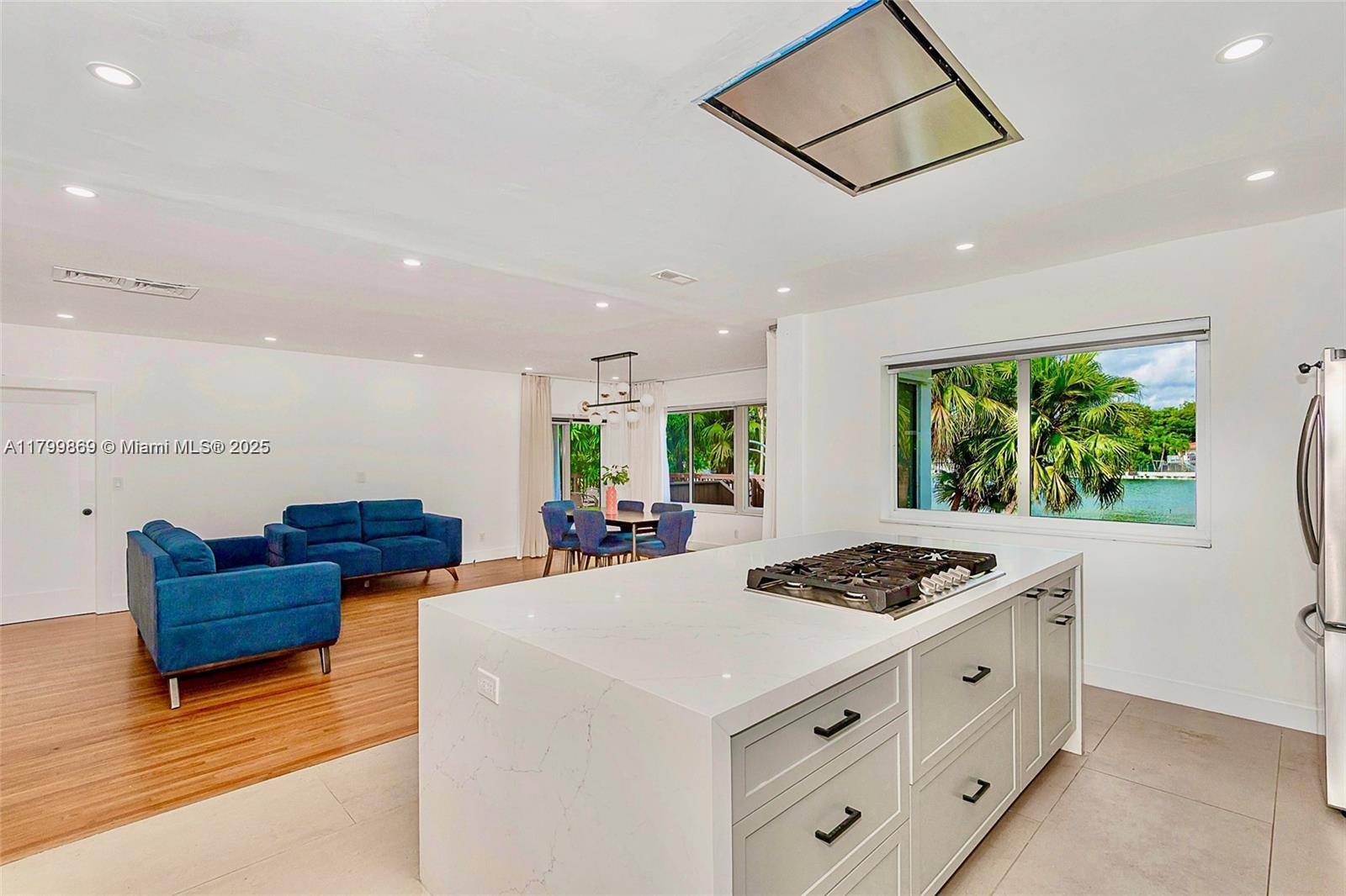 Miami Shores, FL 33138,10450 NE 5th #0