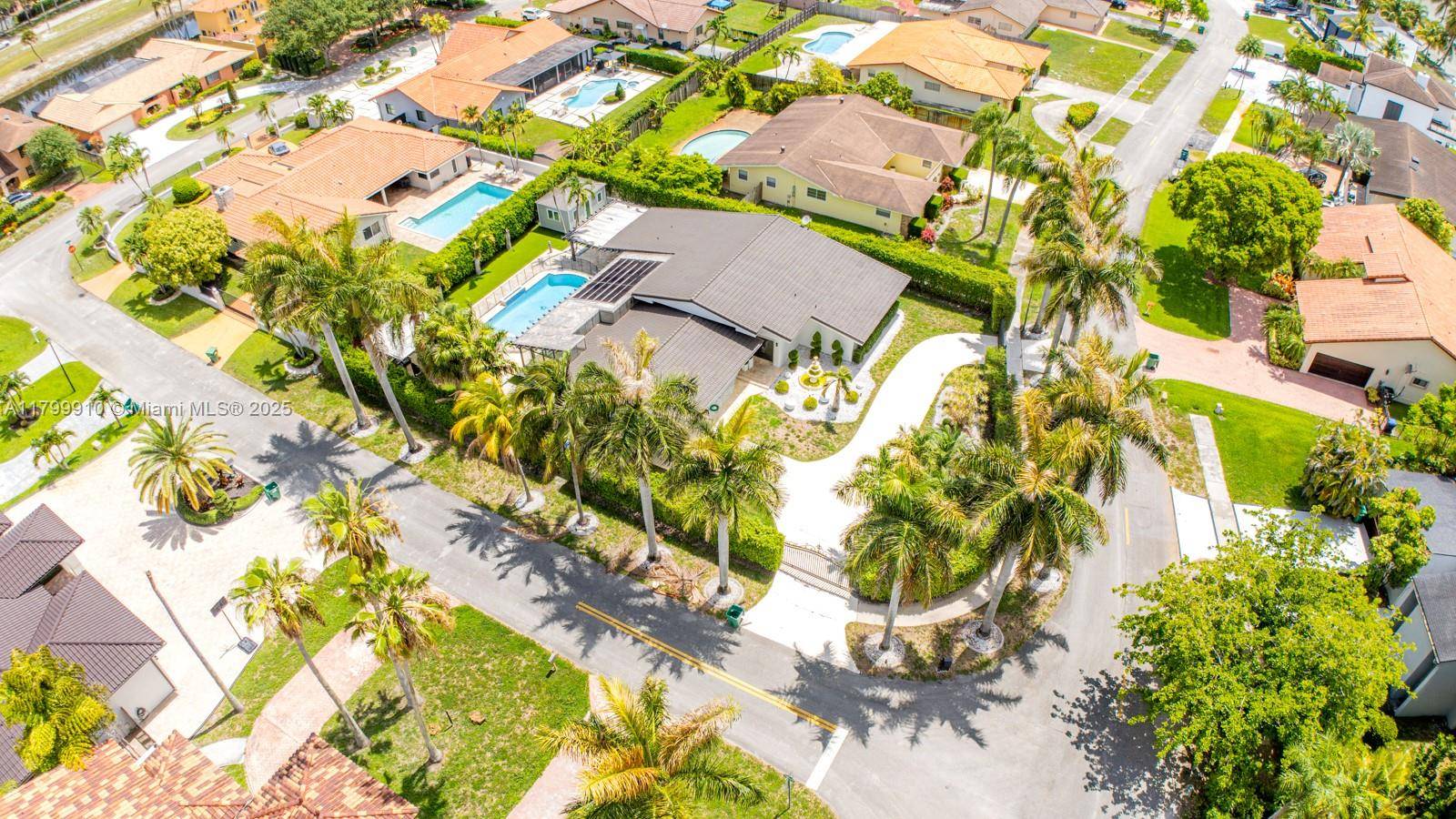 Hialeah, FL 33015,7345 N Oakmont Dr #0