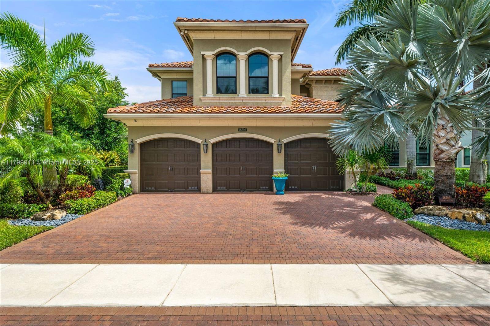 Delray Beach, FL 33446,16796 Strasbourg Ln