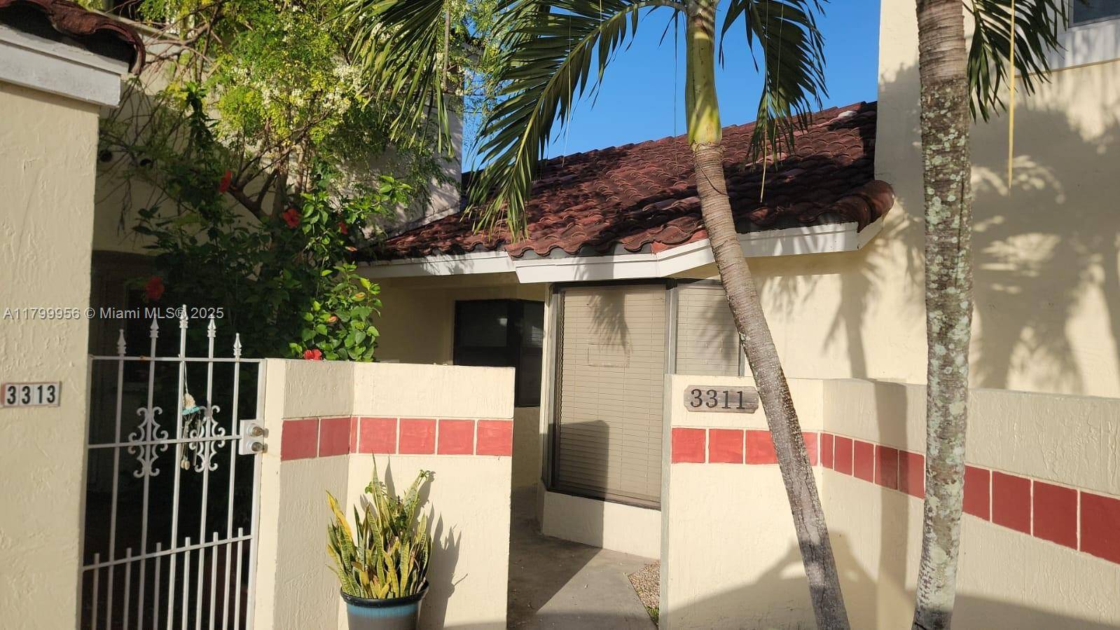 Homestead, FL 33035,3311 San Remo Cir