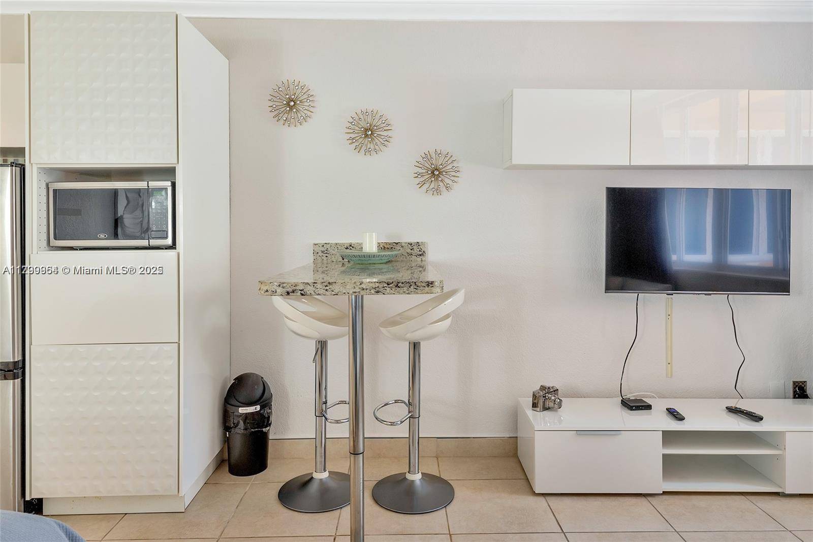 Sunny Isles Beach, FL 33160,19201 Collins Ave #1001