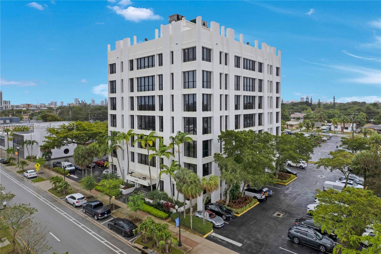 Hollywood, FL 33020,2450 N Hollywood Blvd #601