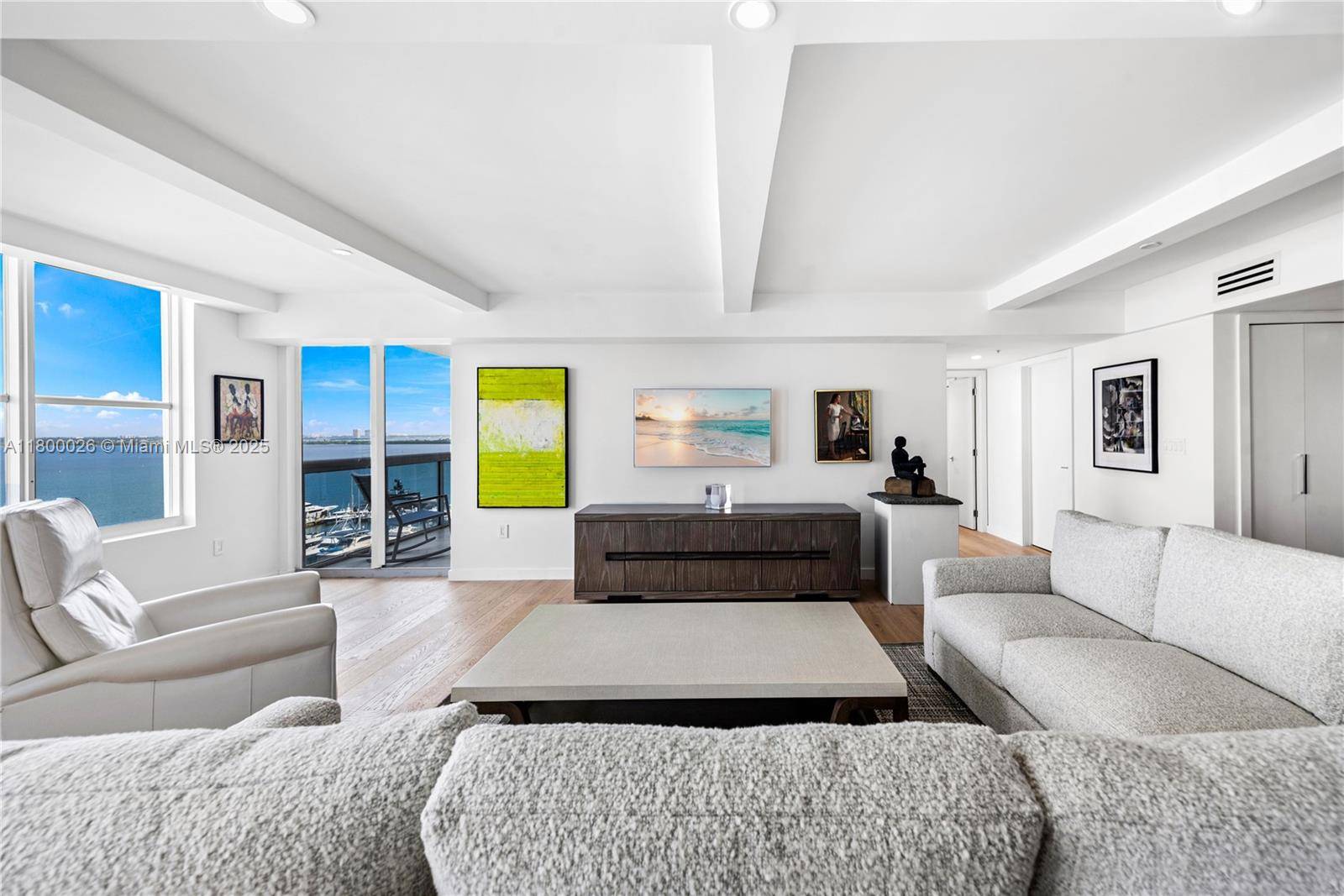 Miami Beach, FL 33139,1800 Sunset Harbour Dr 1202/4 Dr #1202/4