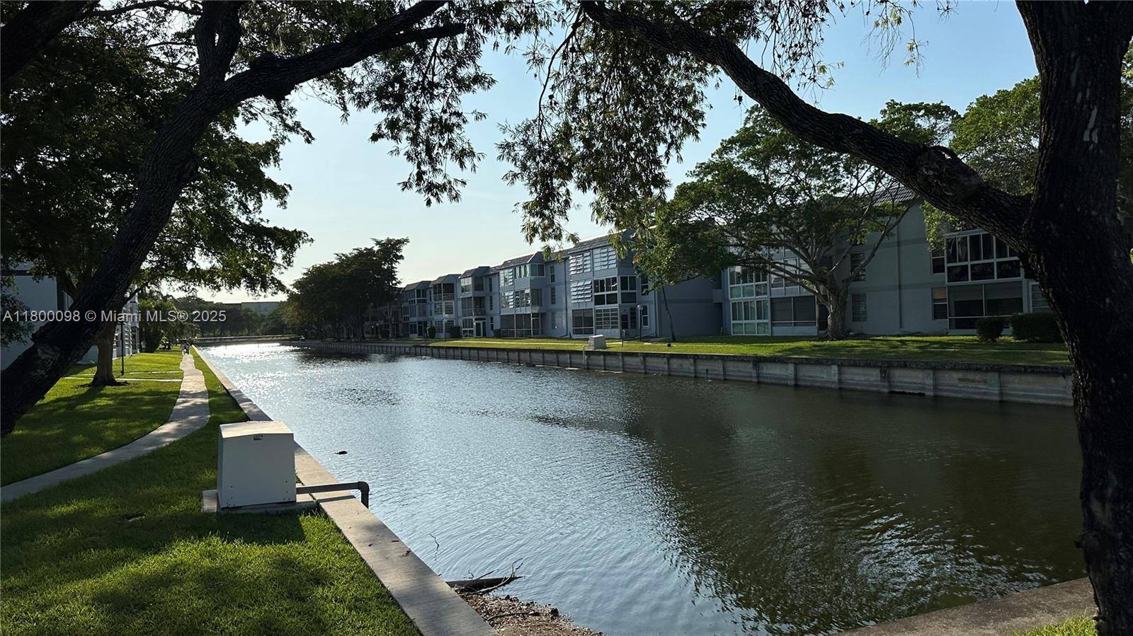Tamarac, FL 33321,8360 Sands Point Blvd #G209