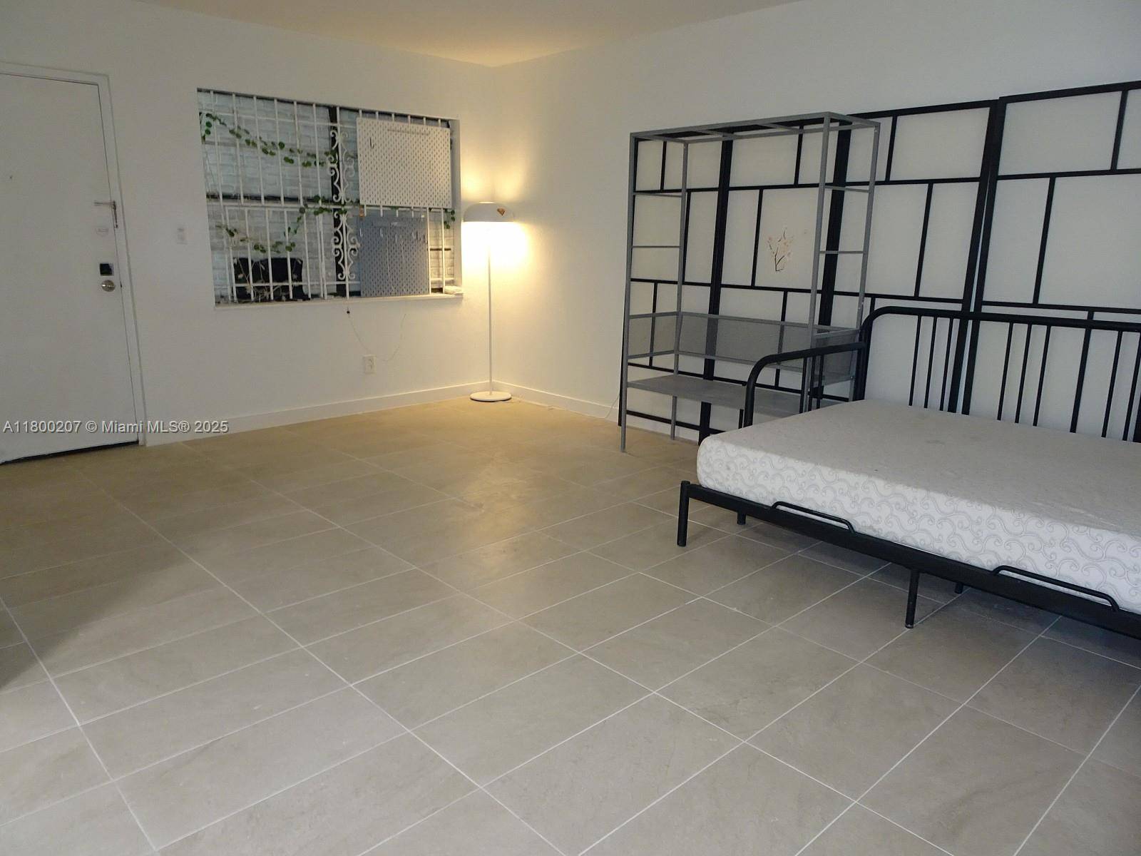North Miami, FL 33161,13500 NE 3rd Ct #217