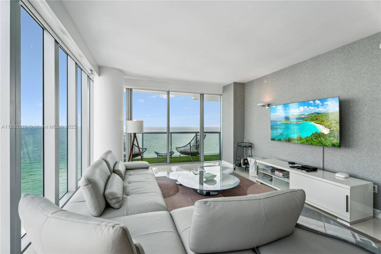 Miami Beach, FL 33141,6799 Collins Ave #1602