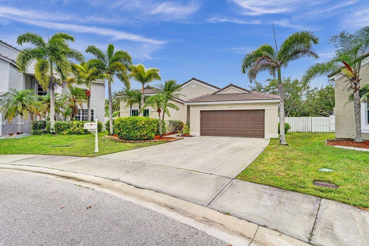 Weston, FL 33327,1063 Cedar Falls Dr #1063
