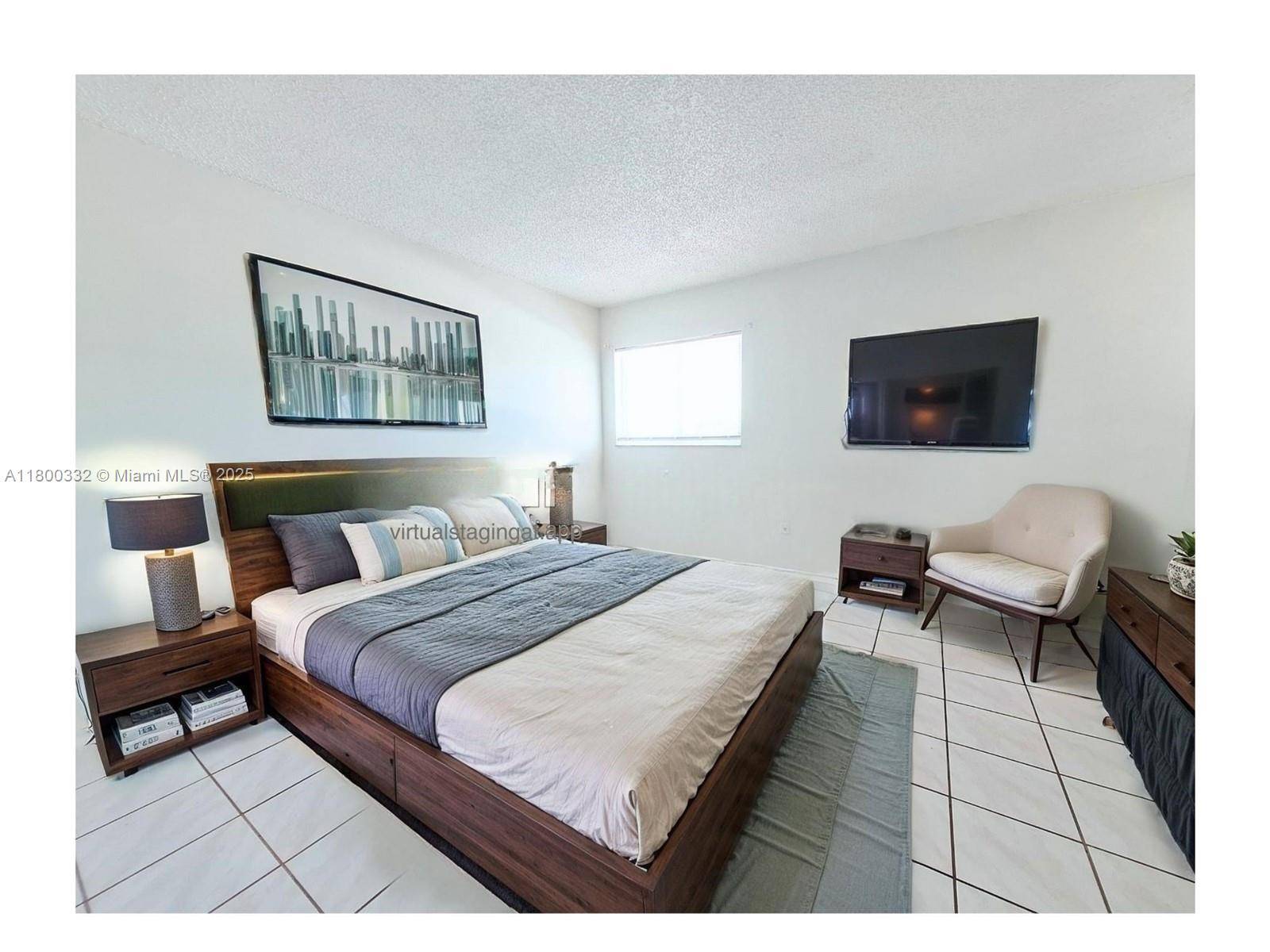 Miami Beach, FL 33141,Address not disclosed