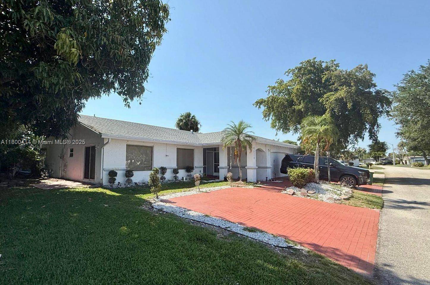 Tamarac, FL 33319,4909 Bayberry Ln