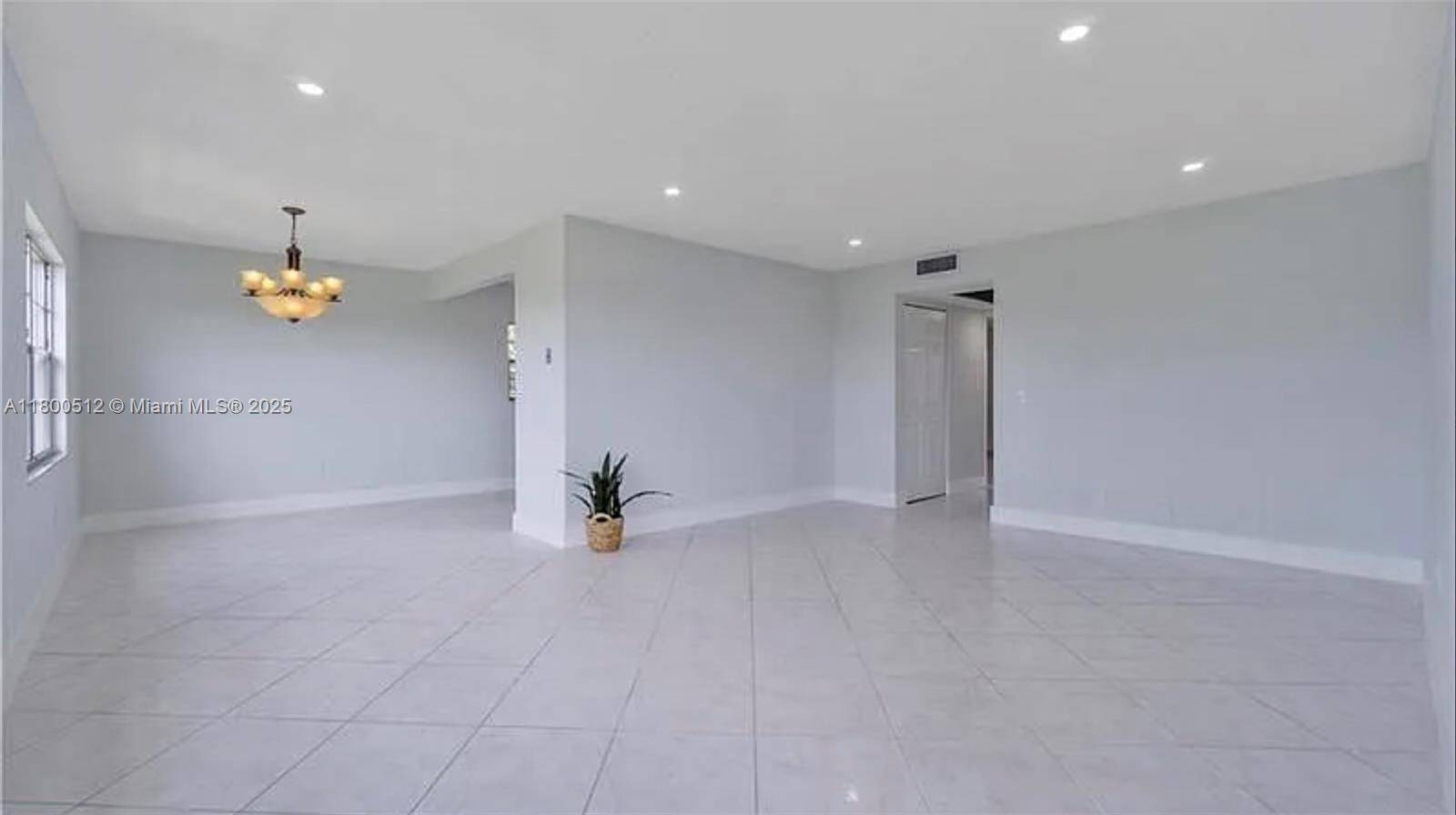 Pembroke Pines, FL 33027,13450 SW 3rd St #401D