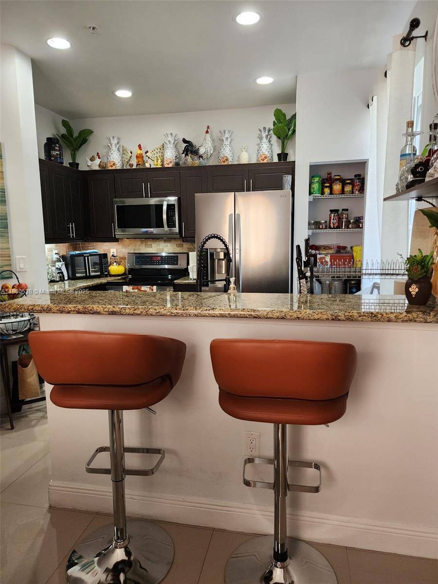Miramar, FL 33027,12430 SW 50th St #147