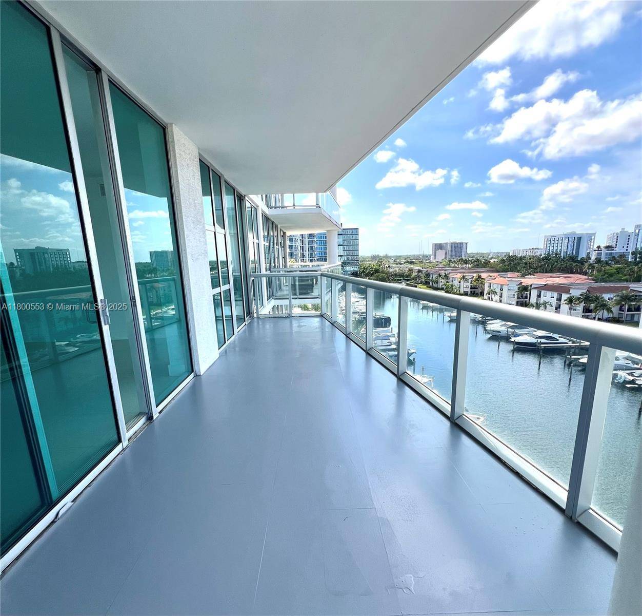 Aventura, FL 33180,3131 NE 188th St #1-801