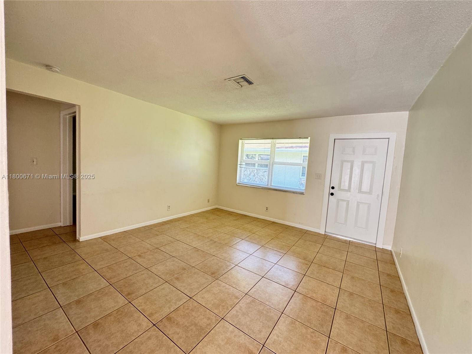 Fort Lauderdale, FL 33315,606 SW 5th Ave #606