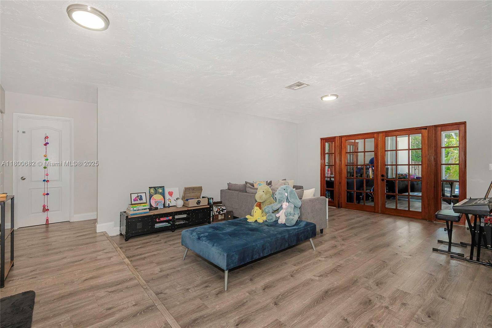 Cooper City, FL 33330,5711 SW 118th Ave