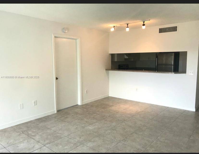 Hollywood, FL 33021,460 S PARK RD #6-309