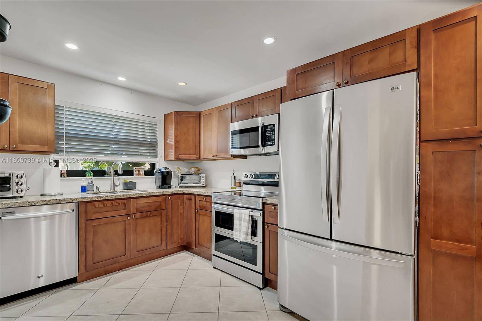 Pembroke Pines, FL 33024,1541 NW 92nd Ave #186